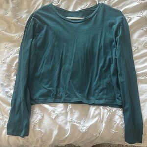 Wild Fable Long Sleeve Cropped Tshirt